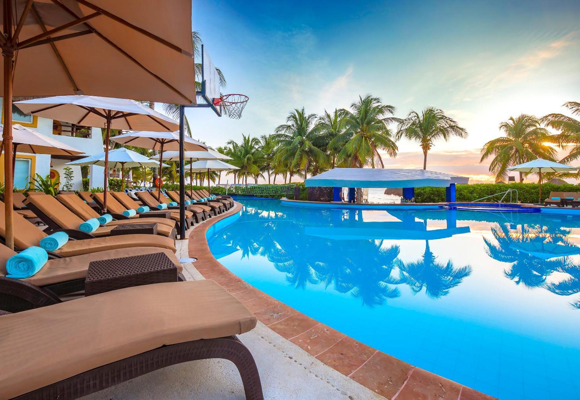Desire Riviera Maya Pearl Resort All Inclusive - Couples Only Puerto Morelos Exterior photo